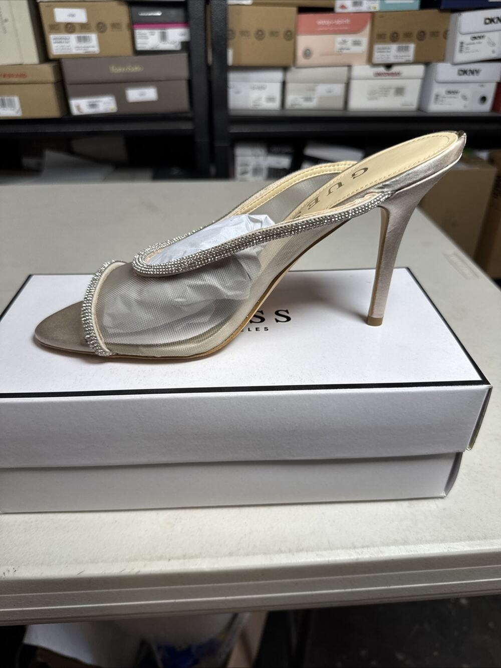 Women's 10 Guess Mansa Sandal, Light Natural Embellished 110 New With Box